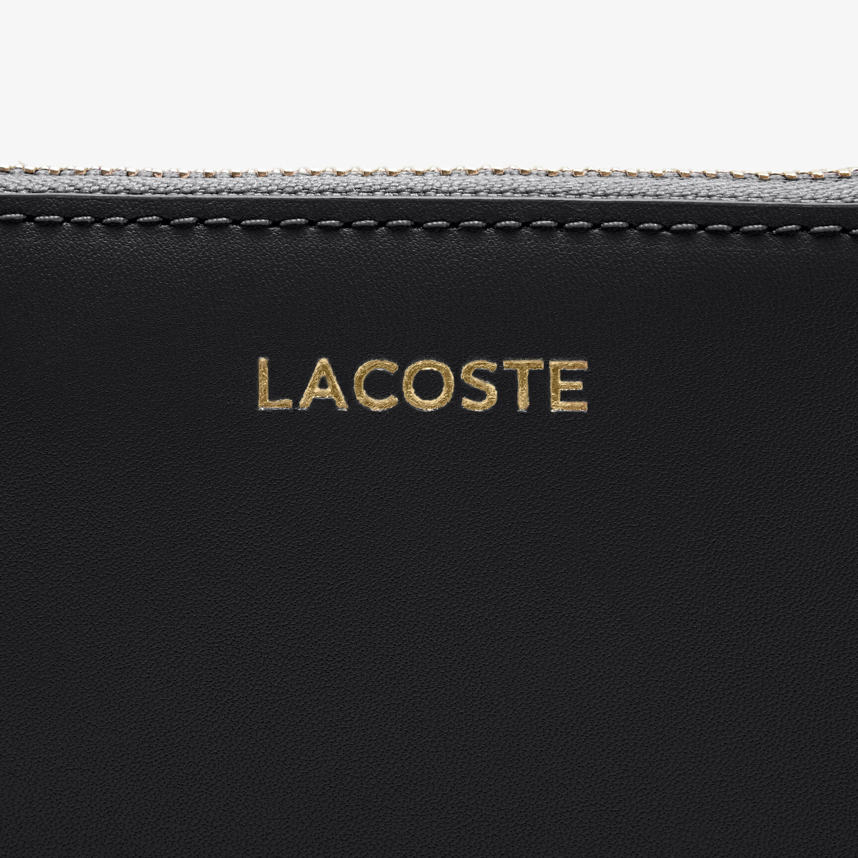 Small Lacoste Casual Zipped Billfold - NF5178AU-000
