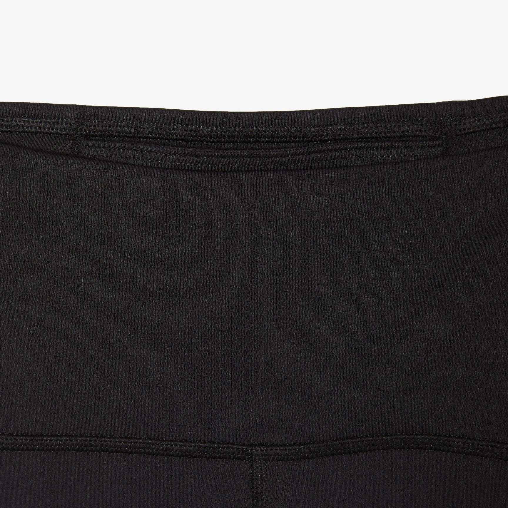 لغينغز مخطط بشعار الماركة للنساء مجموعة Lacoste Sport لغينغز مخطط بشعار الماركة للنساء مجموعة Lacoste Sport