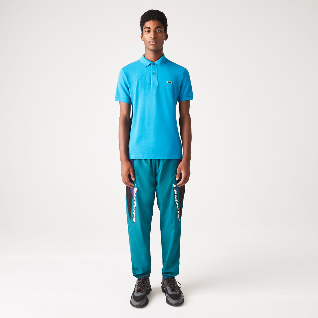 قميص بولو بيكيه بقصة ضيقة L.12.12 قميص بولو بيكيه بقصة ضيقة L.12.12