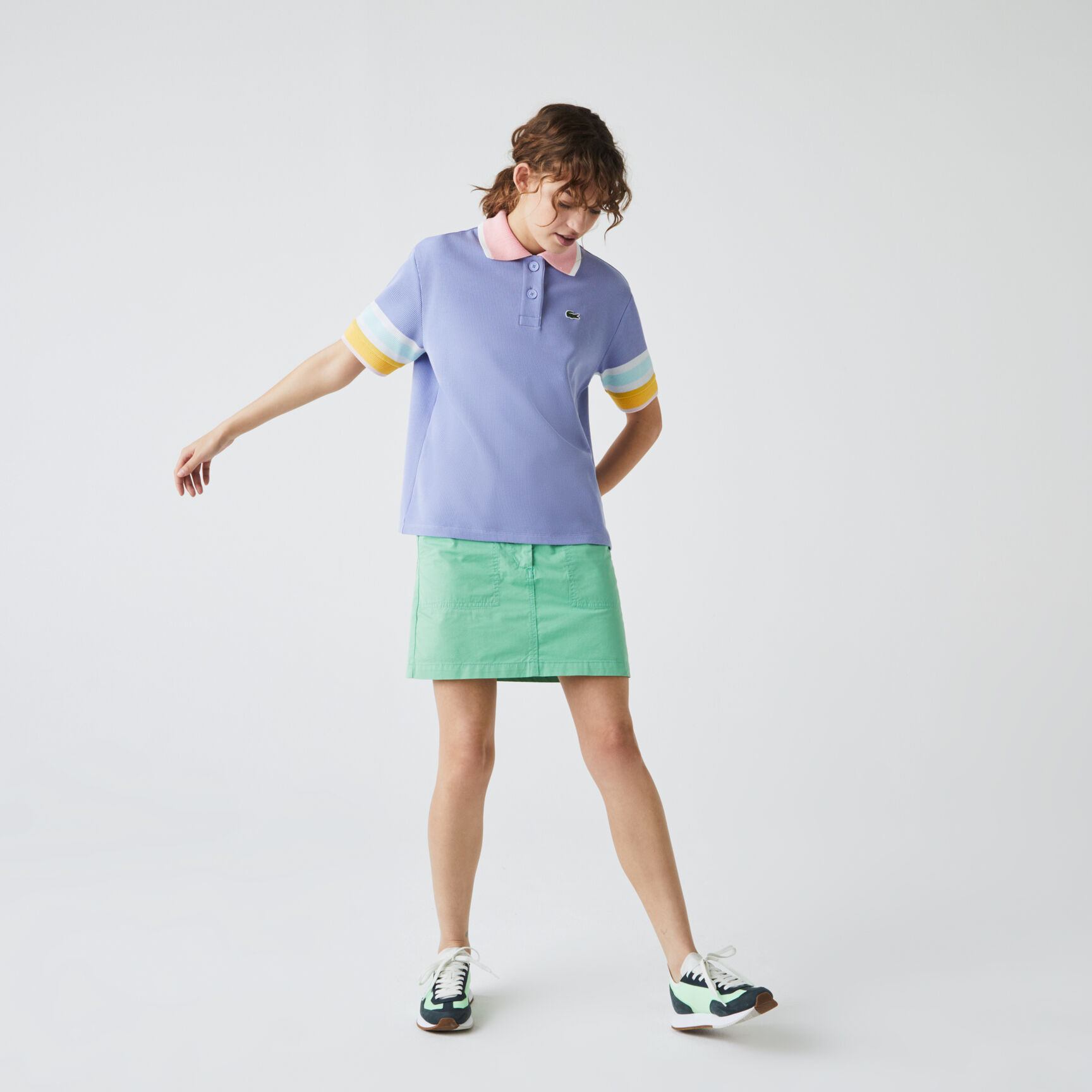 قميص بولو قطني متعرج الملمس للنساء كم مخطط قميص بولو قطني متعرج الملمس للنساء كم مخطط