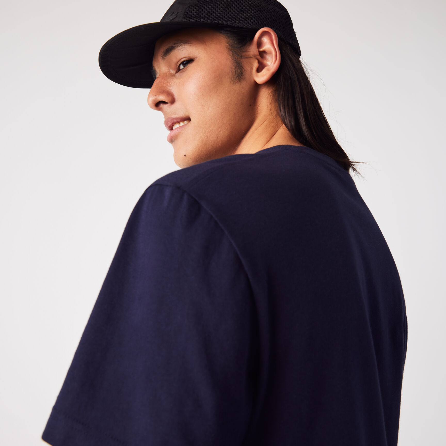 تيشيرت لاكوست مقسم بألوان وشعار الماركة للرجال تيشيرت لاكوست مقسم بألوان وشعار الماركة للرجال