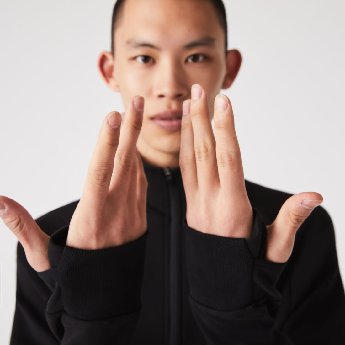 سويت شيرت لاكوست قطن عضوي ناعم للرجال Men's High Neck Cotton Blend Zip Jogger Sweatshirt - SH2702-00-031