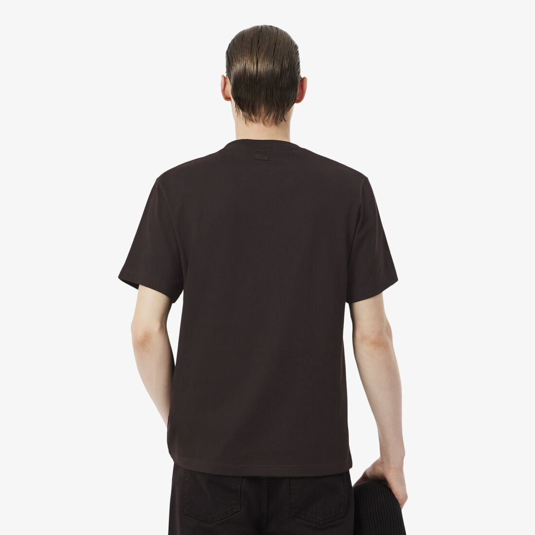 تيشيرت كلاسيكي بقصة مريحة وبشعار الماركة Classic Fit Heavy Badge Accent T-shirt - TH0028-00-3LA