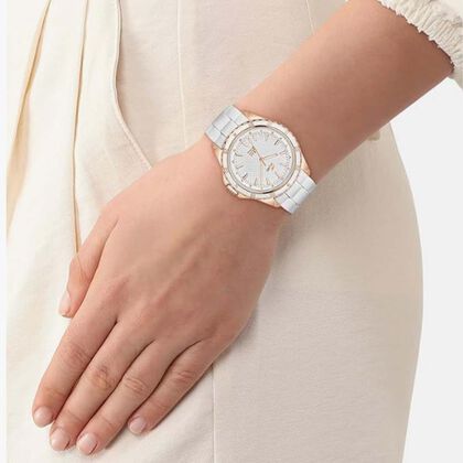 Women Silicone Strap Watch