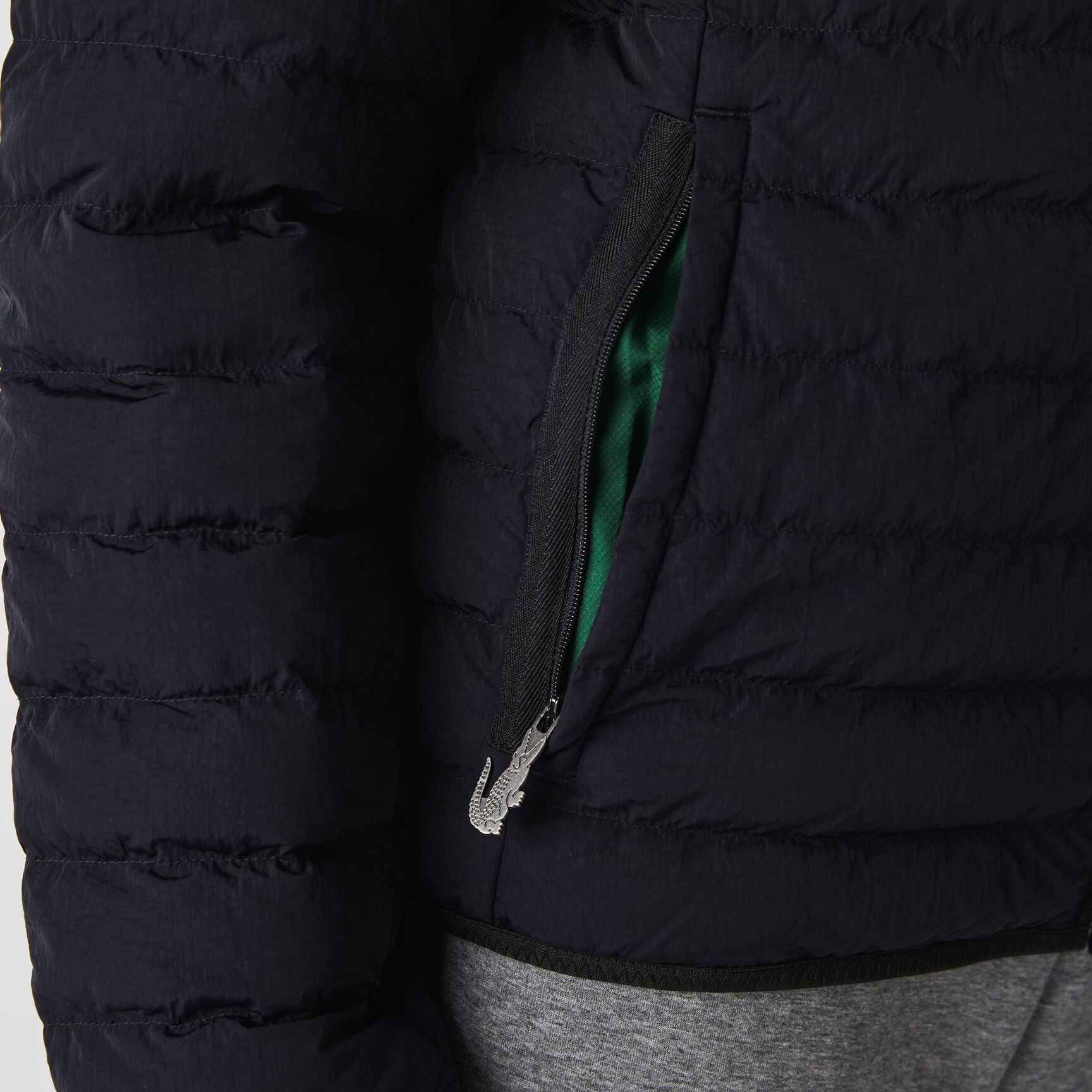 جاكيت منفوخ قابل للطي بقماش خفيف الوزن مقاوم للماء وغطاء رأس للرجال جاكيت منفوخ قابل للطي بقماش خفيف الوزن مقاوم للماء وغطاء رأس للرجال