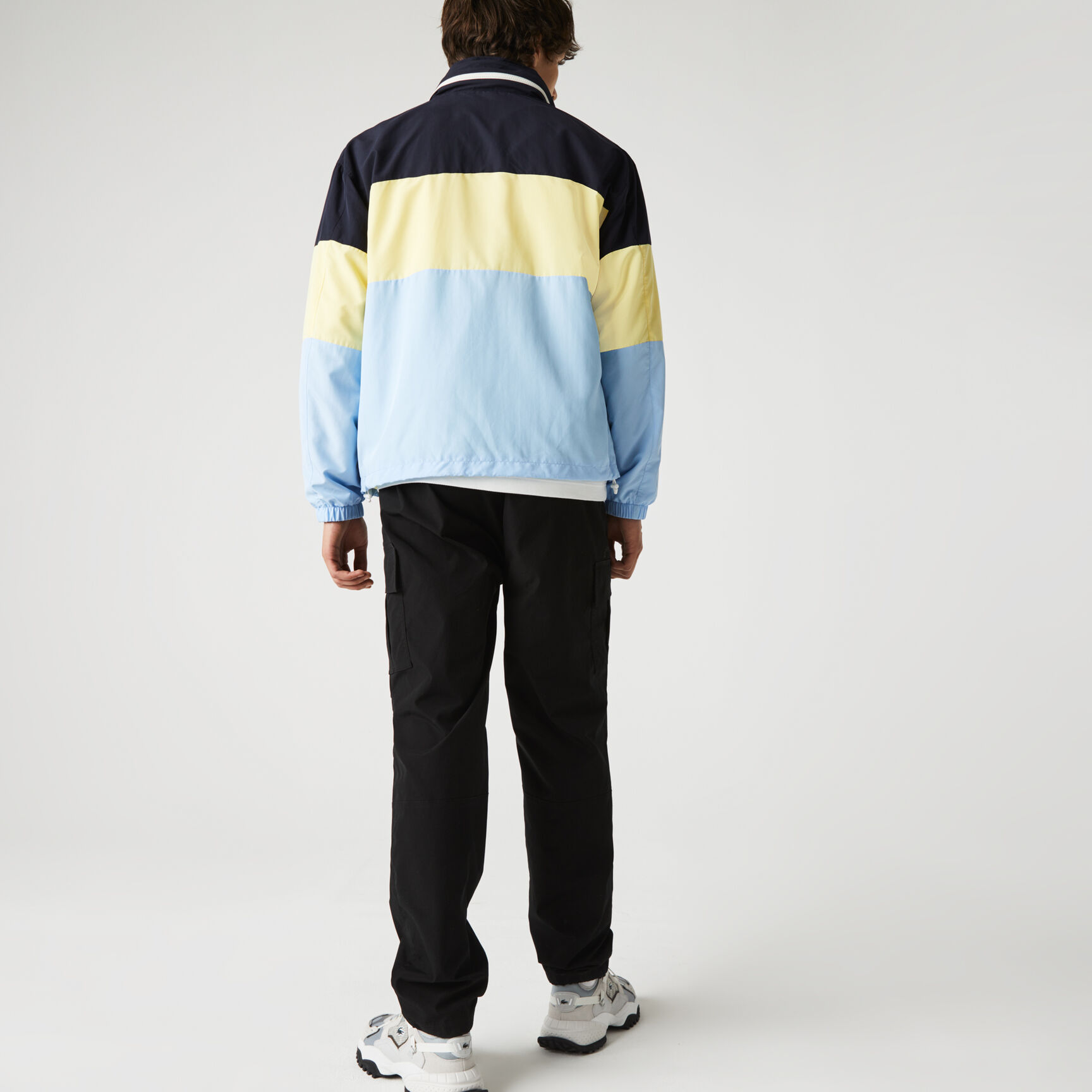 بنطلون كارغو ذو تصميم مريح للرجال بنطلون كارغو ذو تصميم مريح للرجال