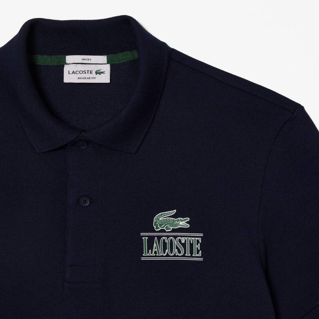تي شيرت بولو بيكيه فائق الخفة بطبعة الكرة الأرضية من مجموعة لاكوست موفمنت Lacoste Signature Print Stretch Pique Polo Shirt - PH1136-00-166