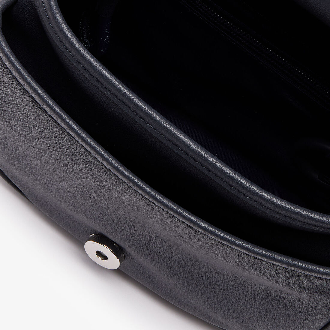 حقيبة هوبو صغيرة مع شريط بلون مختلف من مجموعة Court Line للنساء حقيبة هوبو صغيرة مع شريط بلون مختلف من مجموعة Court Line للنساء