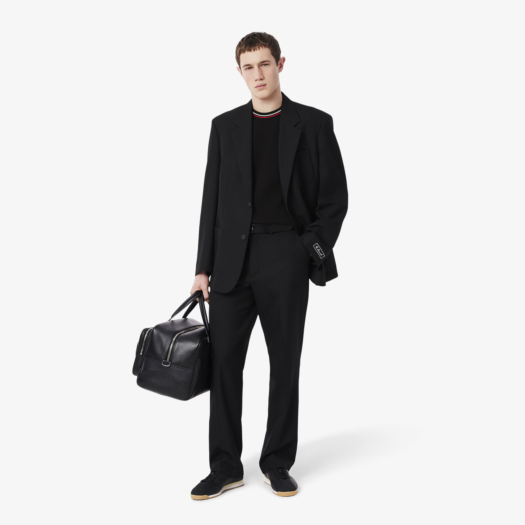 تي شيرت مخطط كلاسيكي بقصّة كلاسيكية Classic Fit Stripe Detail Knit T-Shirt - AH9301-00-DVI