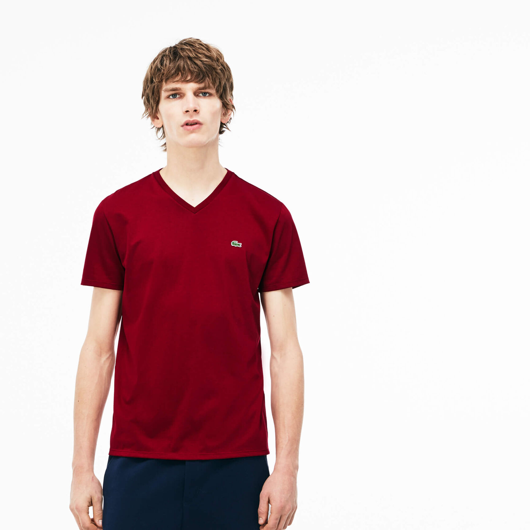 تي شيرت خفيف الوزن من القطن بيما برقبة على شكل حرف V تي شيرت خفيف الوزن من القطن بيما برقبة على شكل حرف V