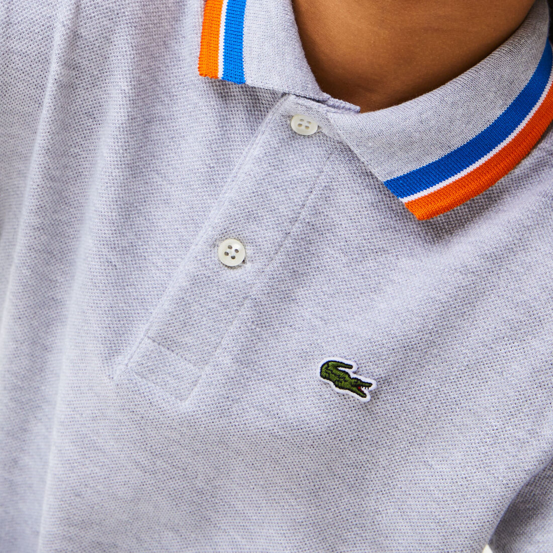 بولو للأولاد من لاكوست ذو ياقة ثلاثية الألوان مصنوع من القطن بيتي بيكيه Boys' Lacoste Tricolour Collar Cotton Petit Piqué Polo - PJ9702-00-W9D