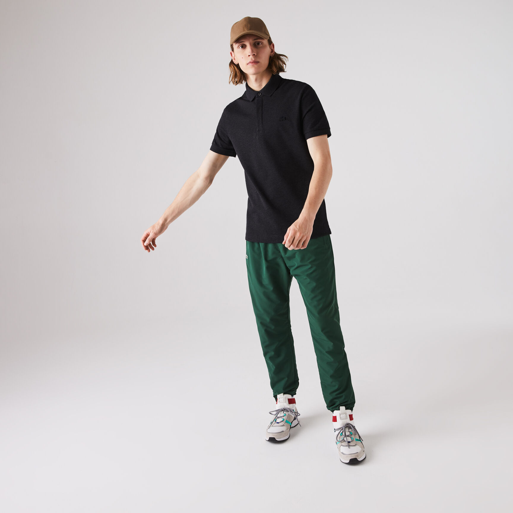 قميص بولو بيكيه باريسي بقصة عادية قميص بولو بيكيه باريسي بقصة عادية