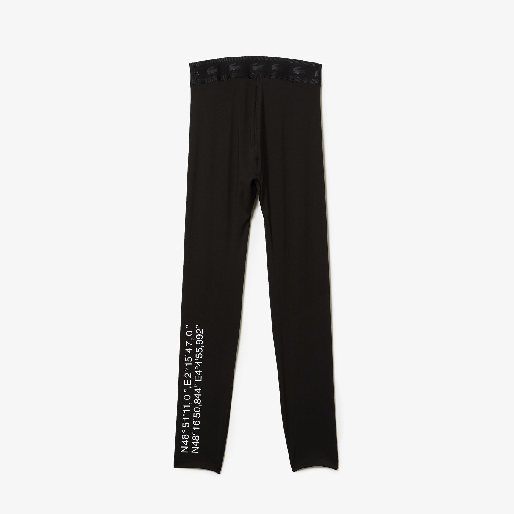 لغينغز بطبعات وعبارات لاكوست للنساء من مجموعة Lacoste SPORT لغينغز بطبعات وعبارات لاكوست للنساء من مجموعة Lacoste SPORT