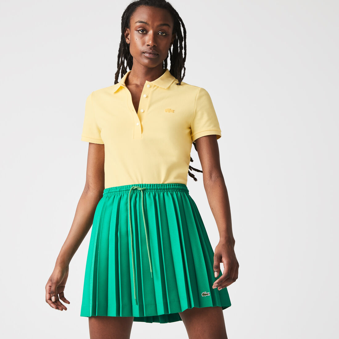 تيشيرت بولو L.12.D بقصة ضيقة من قماش بيتي بيكيه المطاطي تيشيرت بولو L.12.D بقصة ضيقة من قماش بيتي بيكيه المطاطي