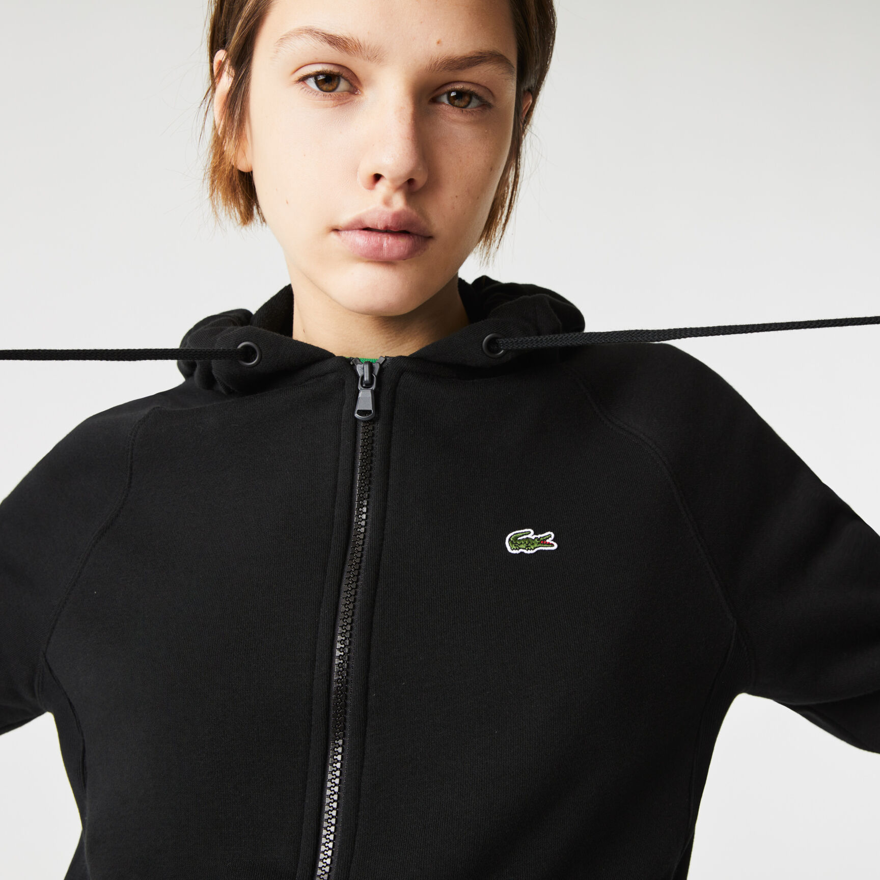 سويت شيرت للتنس من الصوف بسحاب وغطاء رأس مجموعة Lacoste SPORT للنساء سويت شيرت للتنس من الصوف بسحاب وغطاء رأس مجموعة Lacoste SPORT للنساء