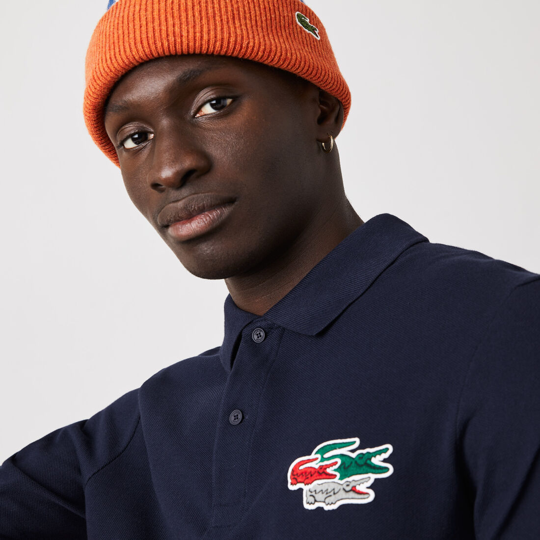 قميص بولو من القطن العضوي للرجال بقصة عادية من Lacoste قميص بولو من القطن العضوي للرجال بقصة عادية من Lacoste