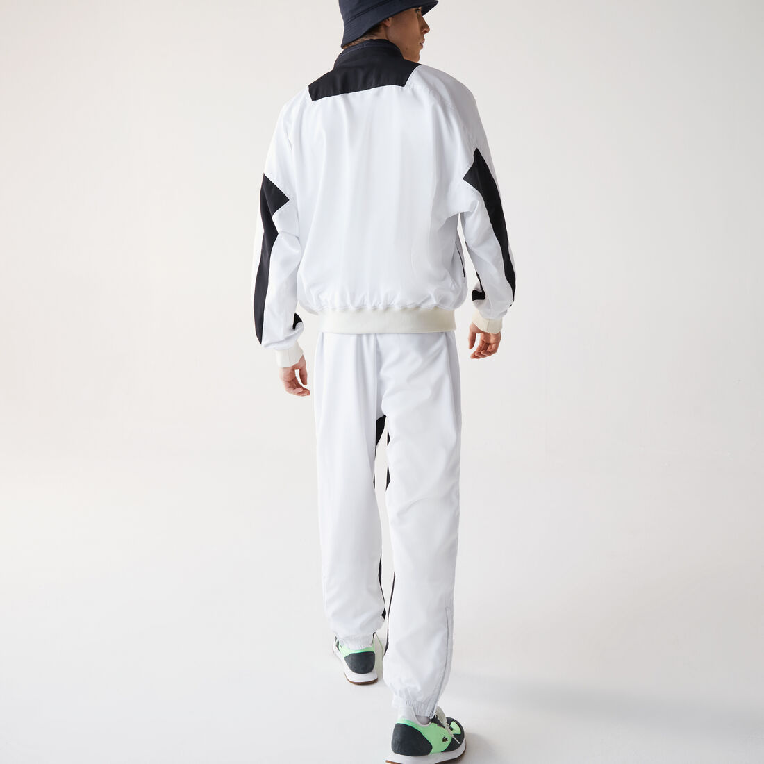 بنطال رياضي خفيف بكتل لونية وطراز ريترو للرجال بنطال رياضي خفيف بكتل لونية وطراز ريترو للرجال