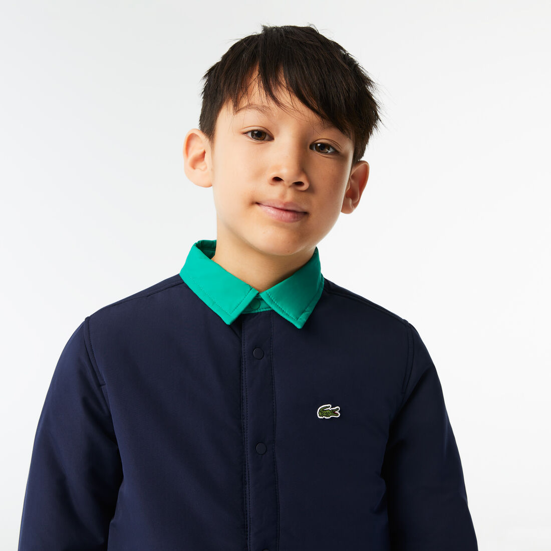 قميص لاكوست تفتا مقاوم للمياه بياقة بلون مغاير للأولاد Boys' Lacoste Contrast Collar Water-Repellent Taffeta Shirt - CJ9814-00-8DM