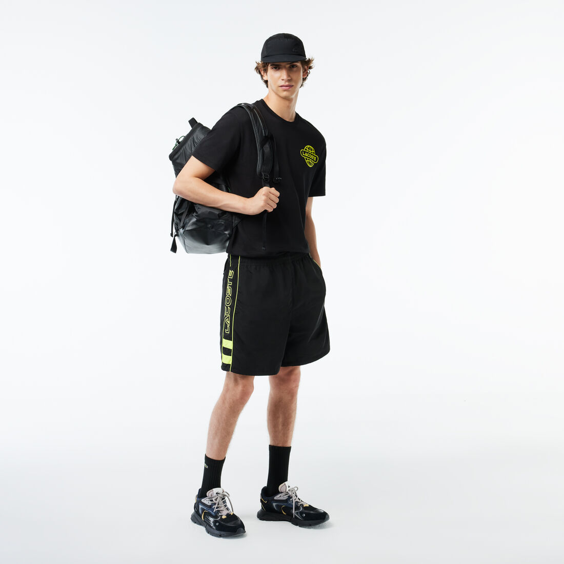 سترة قطن عضوي بفتحة رقبة على شكل حرف V للرجال Relaxed Fit Recycled Fiber Embroidered Sportsuit Shorts - GH1879-00-6VT