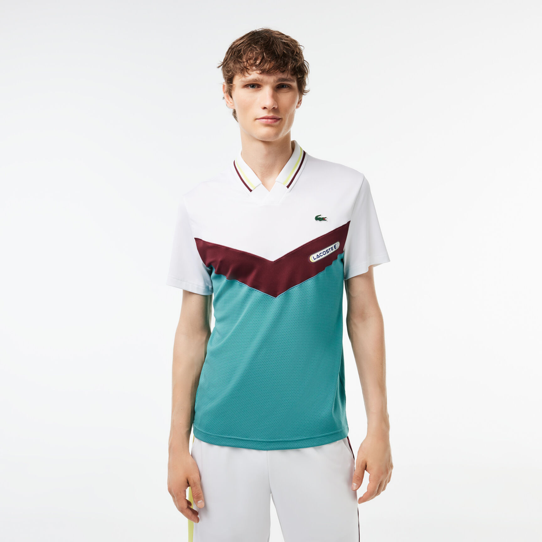 تي شيرت بولو بنقشة شعار الماركة وياقة بلون مغاير وقصّة كلاسيكية Slim Fit Lacoste Tennis x Daniil Medvedev Seamless Effect Polo Shirt - DH1099-00-Q7I