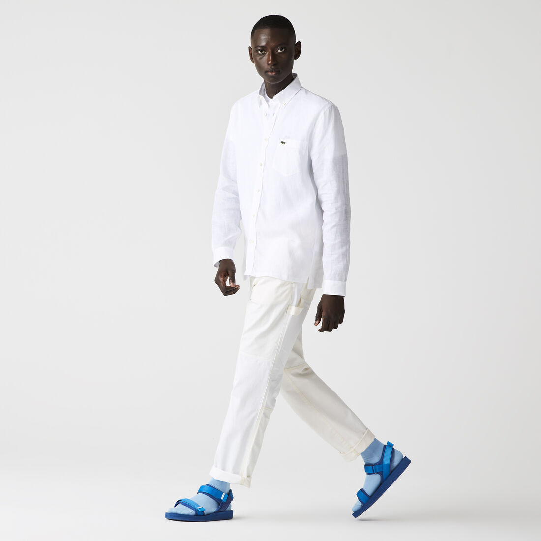 قميص كتان بقصة عادية للرجال قميص كتان بقصة عادية للرجال