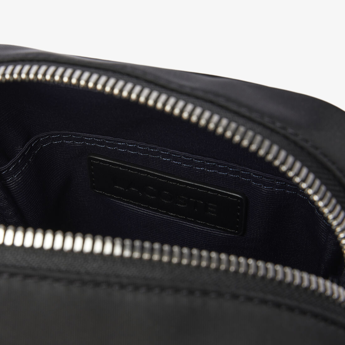 حقيبة لاكوست كلاسيكس العمودية Lacoste Classics Vertical Satchel - NH5073IX-000