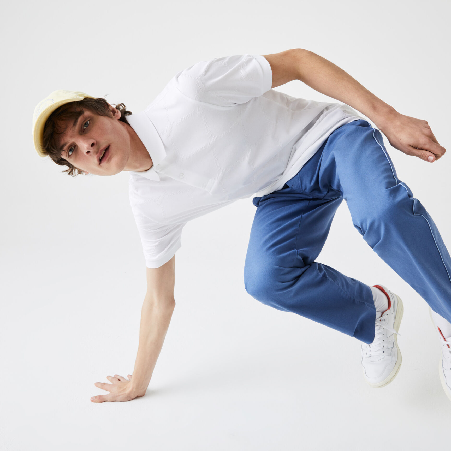 قميص بولو بأنماط مونوغرام وقصة اعتيادية مجموعة Lacoste LIVE للرجال قميص بولو بأنماط مونوغرام وقصة اعتيادية مجموعة Lacoste LIVE للرجال