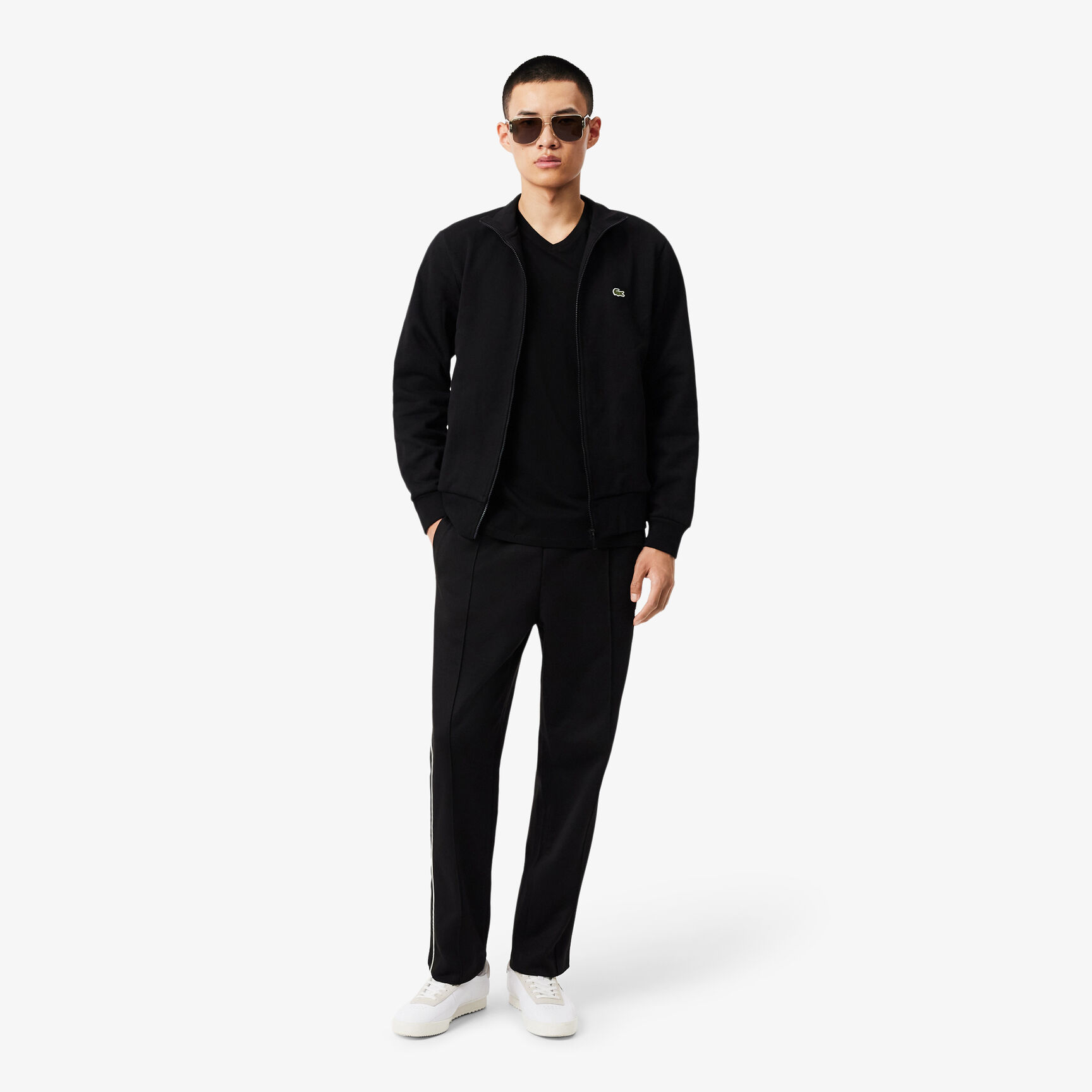 تي شيرت خفيف الوزن من القطن بيما برقبة على شكل حرف V Lightweight Cotton Pima V Neck T-shirt - TH6710-00-031