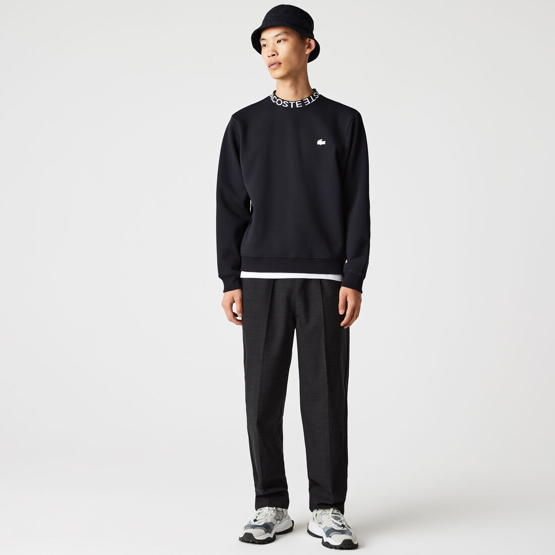 Men’s Lacoste Lettered Crew Neck Cotton Blend Sweatshirt Men’s Lacoste Lettered Crew Neck Cotton Blend Sweatshirt