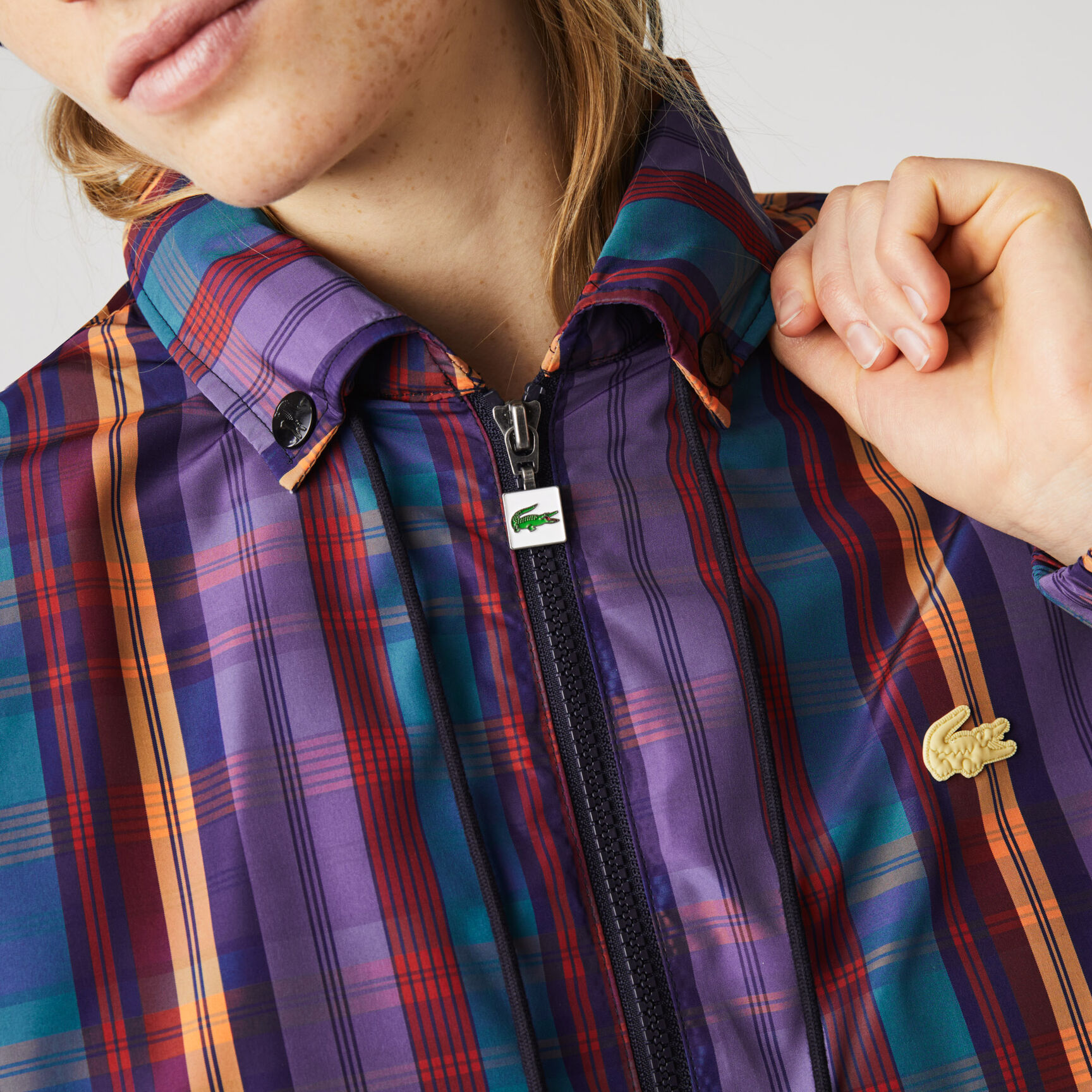 سترة واقية من الرياح كاروهات بسحاب للجنسين مجموعة Lacoste LIVE سترة واقية من الرياح كاروهات بسحاب للجنسين مجموعة Lacoste LIVE