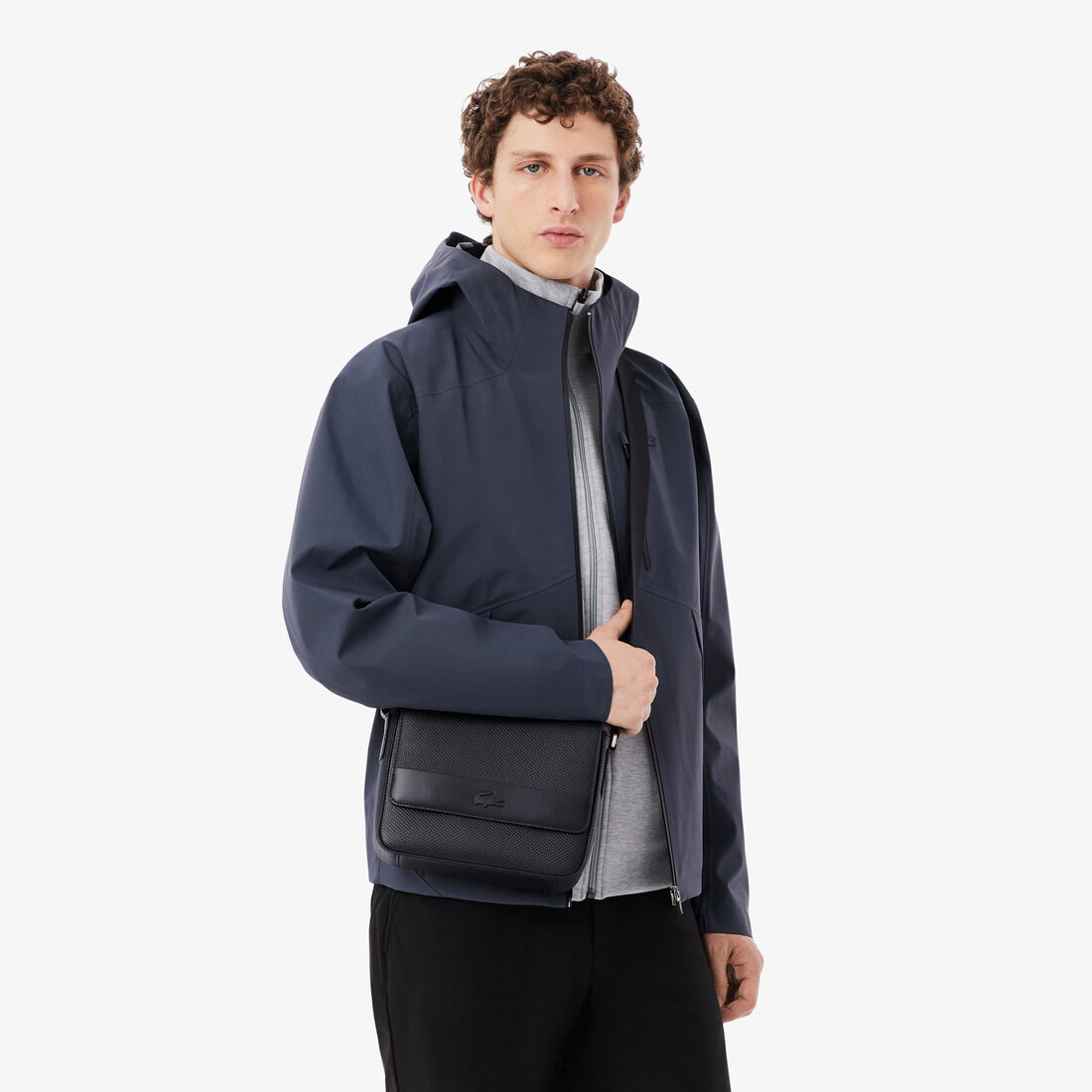 Chantaco Leather Messenger Bag Chantaco Leather Messenger Bag - NH5262CE-000