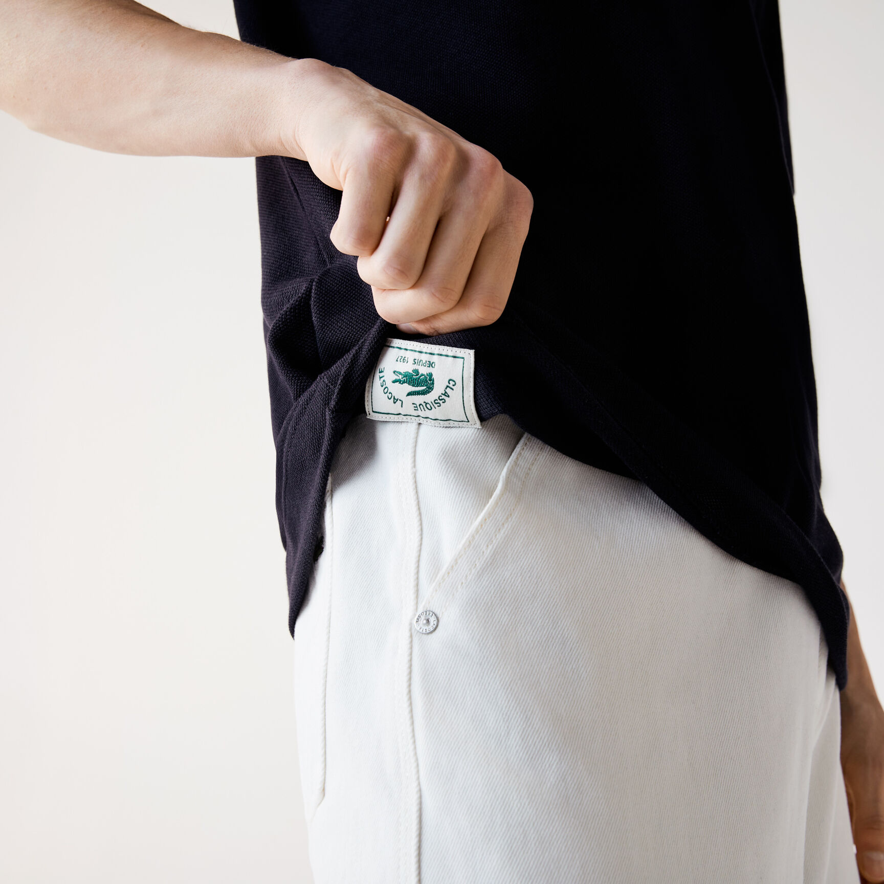 تيشيرت بولو لاكوست بيكيه قطن عضوي بقصة كلاسيكية للرجال مجموعة L.12.12 تيشيرت بولو لاكوست بيكيه قطن عضوي بقصة كلاسيكية للرجال مجموعة L.12.12