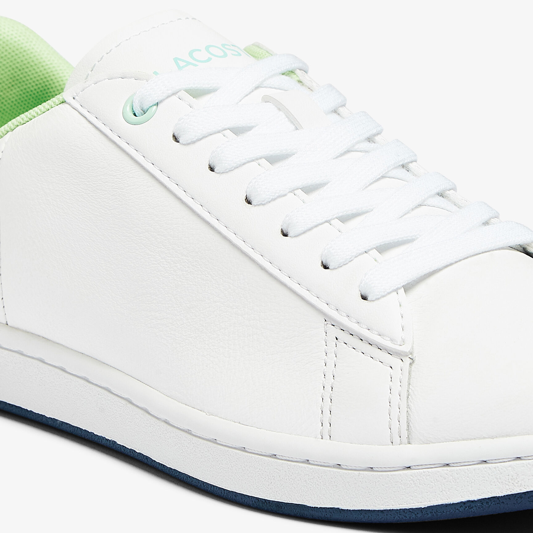 سنيكرز كارنابي ايفو جلد بأجزاء بلون أخضر للنساء