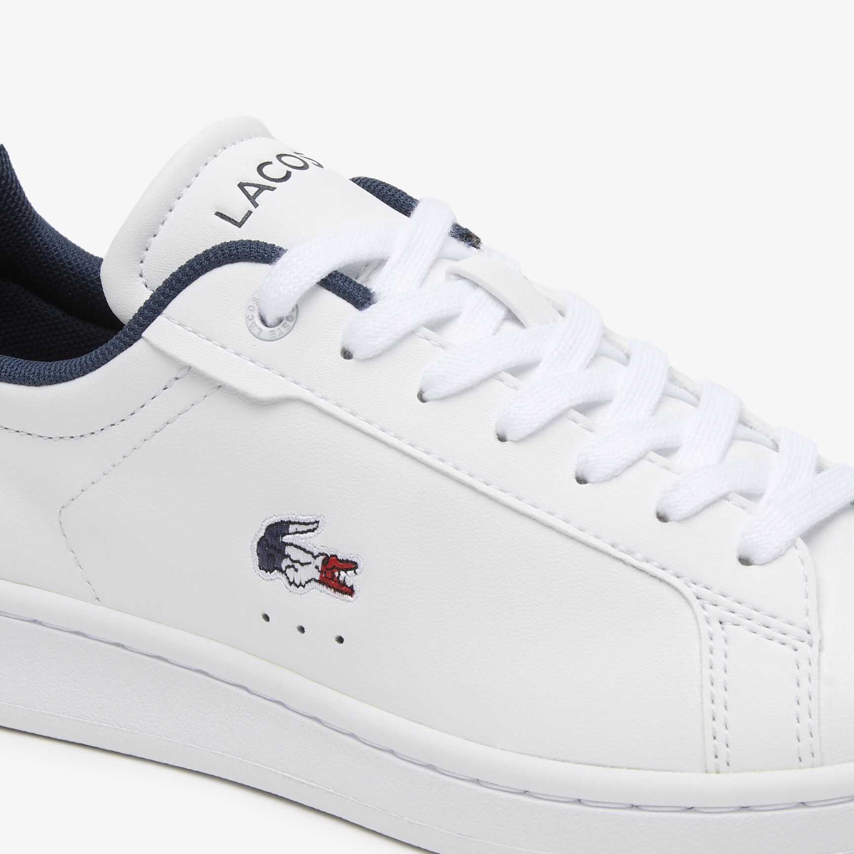 سنيكرز لاكوست كارنابي برو جلد بثلاثة ألوان للنساء Women's Lacoste Carnaby Pro Leather Tricolour Trainers - 45SFA0084-407