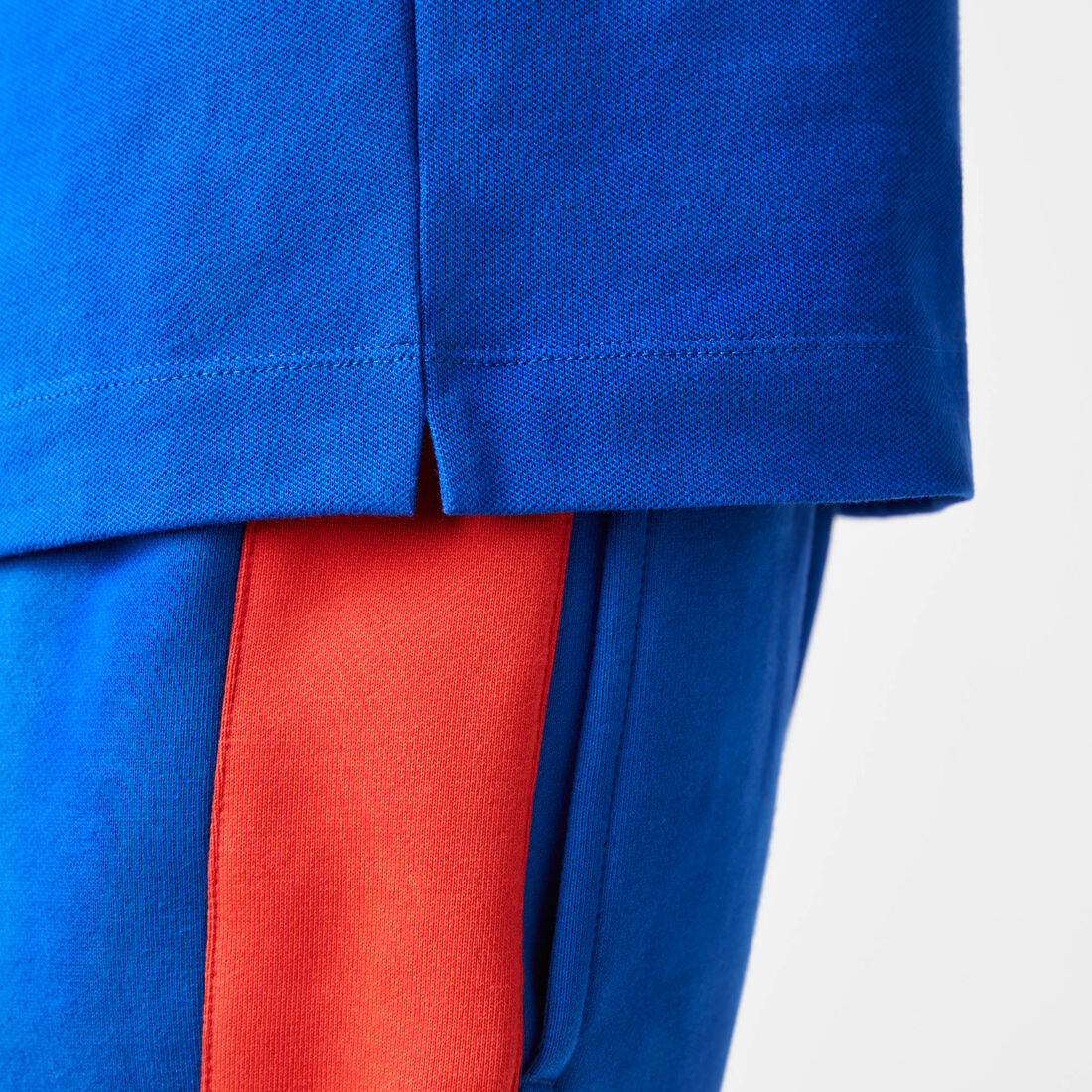 قميص بولو بيكيه باريسي بقصة عادية قميص بولو بيكيه باريسي بقصة عادية