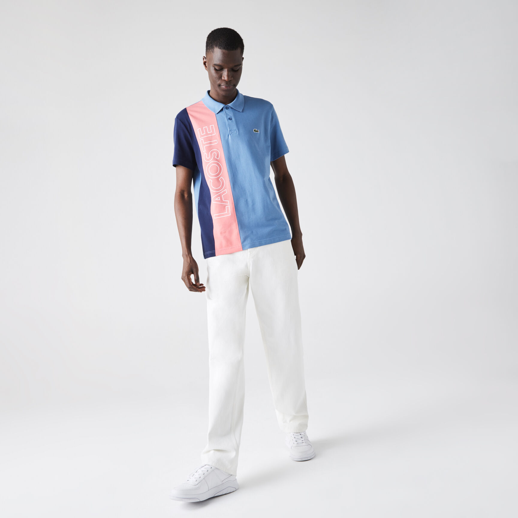 قميص بولو للرجال قصة عادية بكتل لونية من نسيج محبوك فائق الخفة قميص بولو للرجال قصة عادية بكتل لونية من نسيج محبوك فائق الخفة