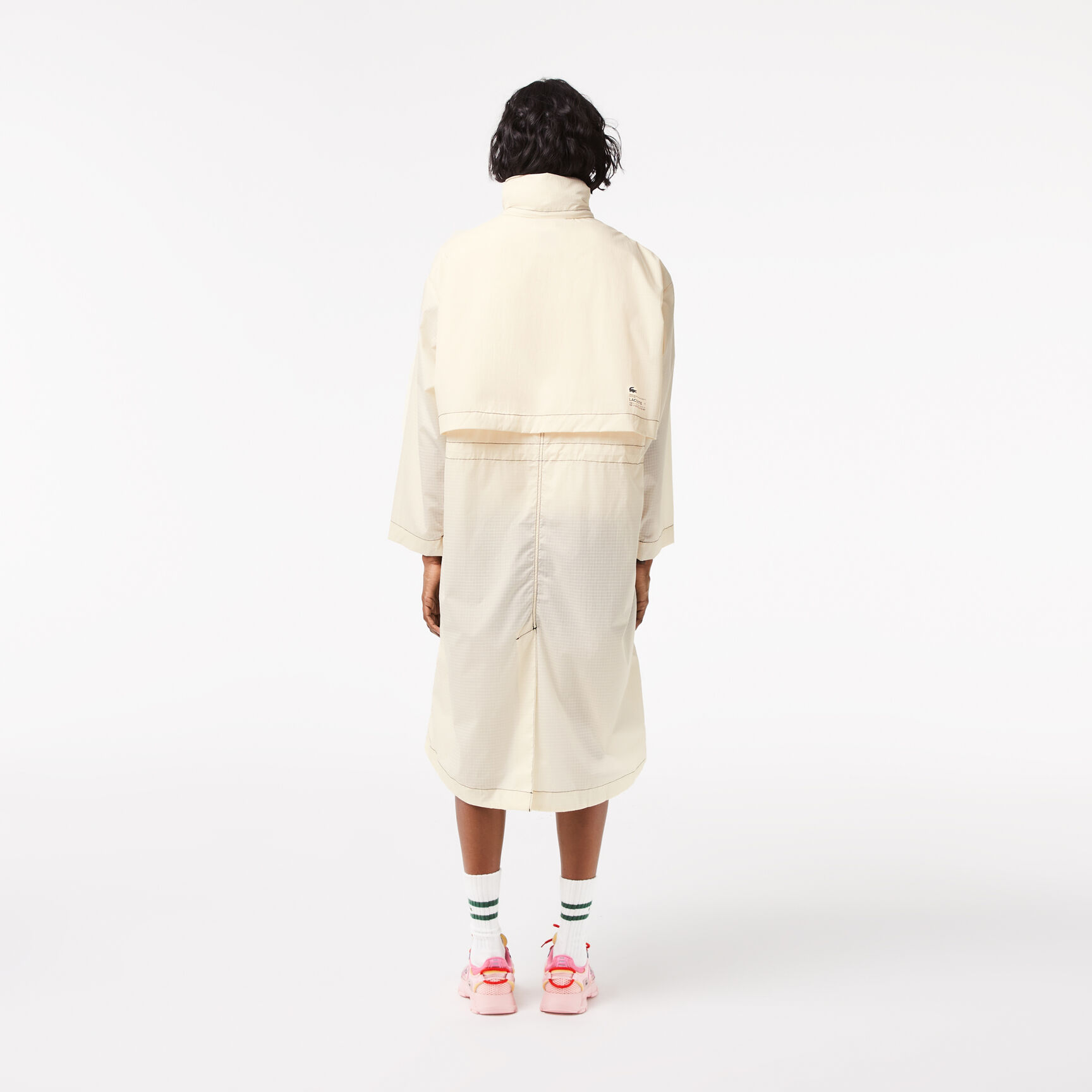 جاكيت باركا لاكوست 2 في 1 مضاد للماء بغطاء رأس للنساء جاكيت باركا لاكوست 2 في 1 مضاد للماء بغطاء رأس للنساء