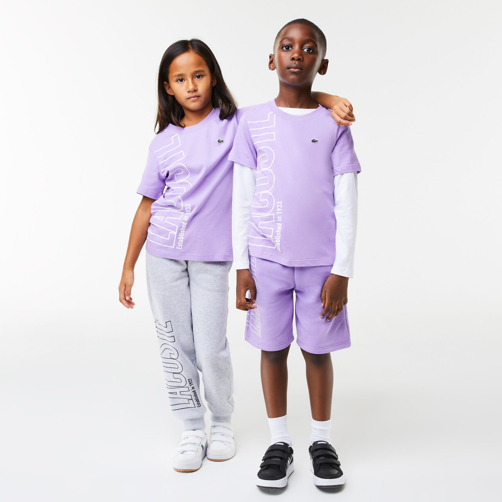 تيشيرت لاكوست قطن جيرسيه بطبعة كبيرة لشعار الماركة للأطفال تيشيرت لاكوست قطن جيرسيه بطبعة كبيرة لشعار الماركة للأطفال