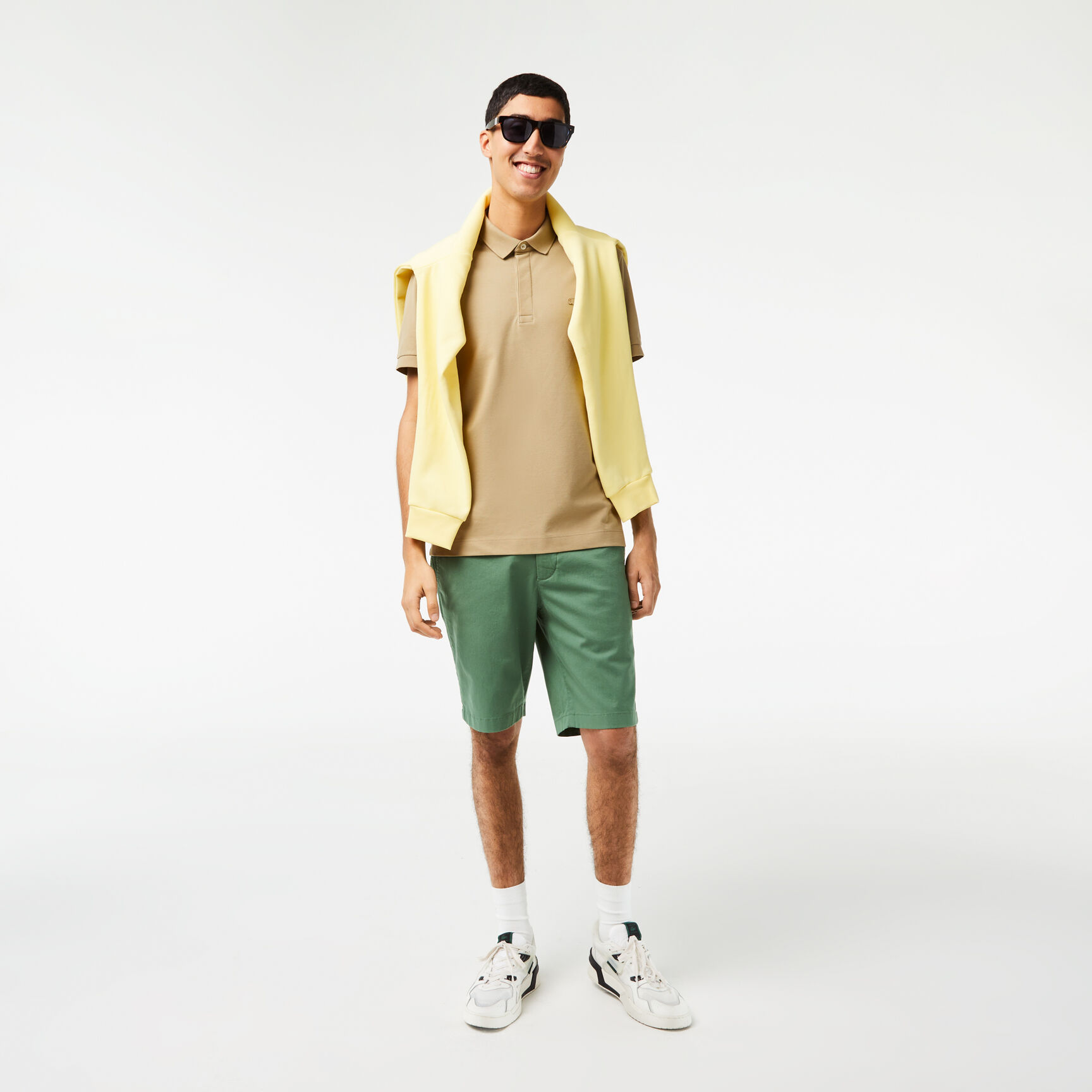 قميص بولو بيكيه باريسي بقصة عادية قميص بولو بيكيه باريسي بقصة عادية