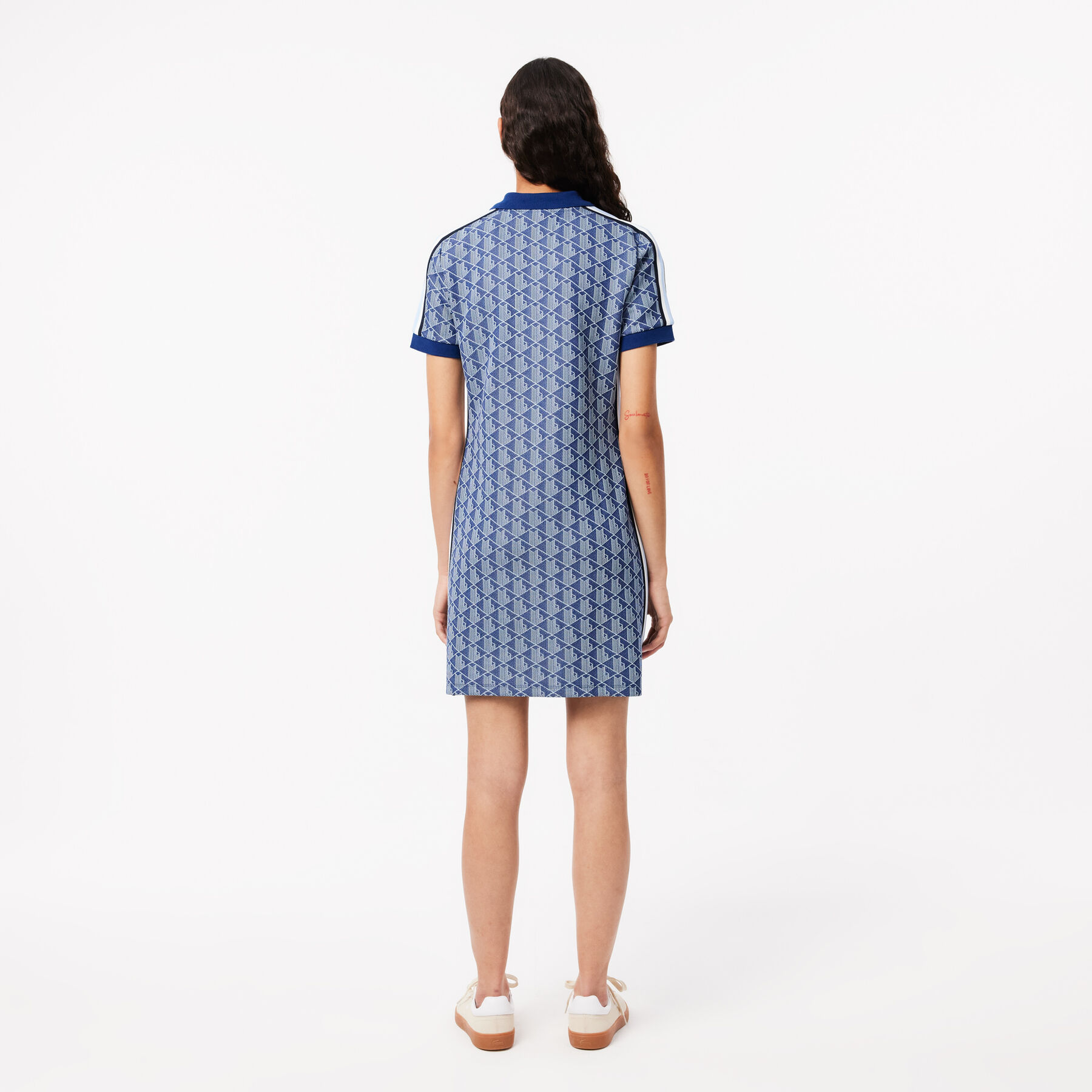 فستان بولو بقصة ضيقة من قماش الجاكارد المزين بشعار لاكوست Slim Fit Monogram Polo Dress - EF2655-00-6LE