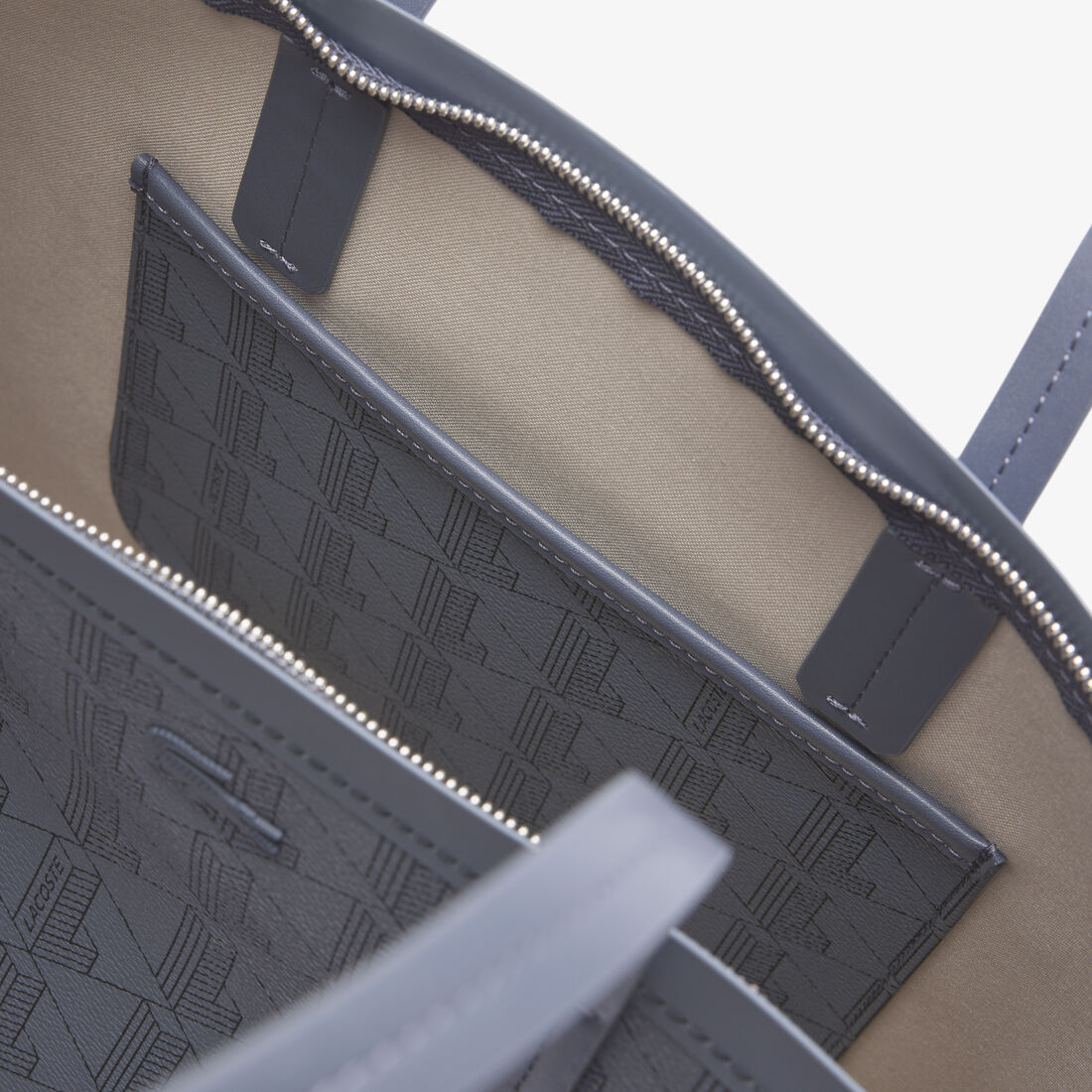 حقيبة زيلي محبب مع جيب Zely Grained Tote with Pouch - NF5001ZE-R36