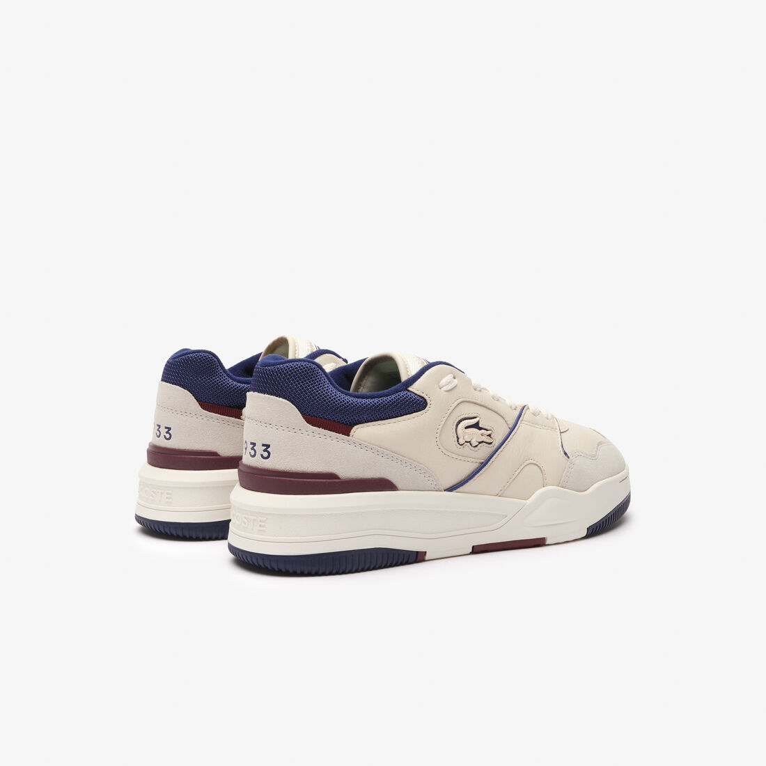 سنيكرز لاين شوت بوجه علوي مليء بالعروات للرجال Men's Lineshot Eyelet Upper Trainers - 46SMA0088-WN1