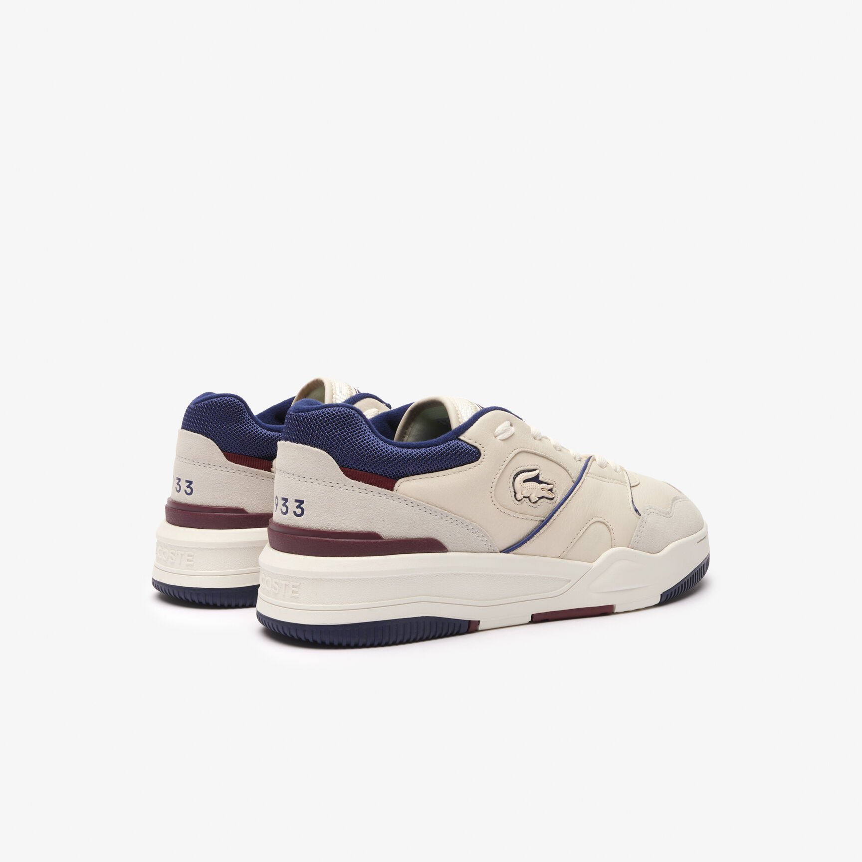 سنيكرز لاين شوت بوجه علوي مليء بالعروات للرجال Men's Lineshot Eyelet Upper Trainers - 46SMA0088-WN1