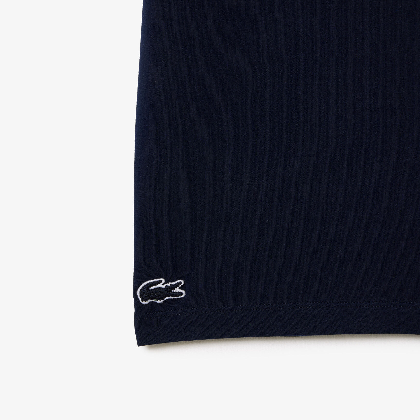 تي شيرت بقصّة عادية من مجموعة لاكوست للتنس × دانييل ميدفيديف Contrast Neck Loungewear Top - TH1726-00-166