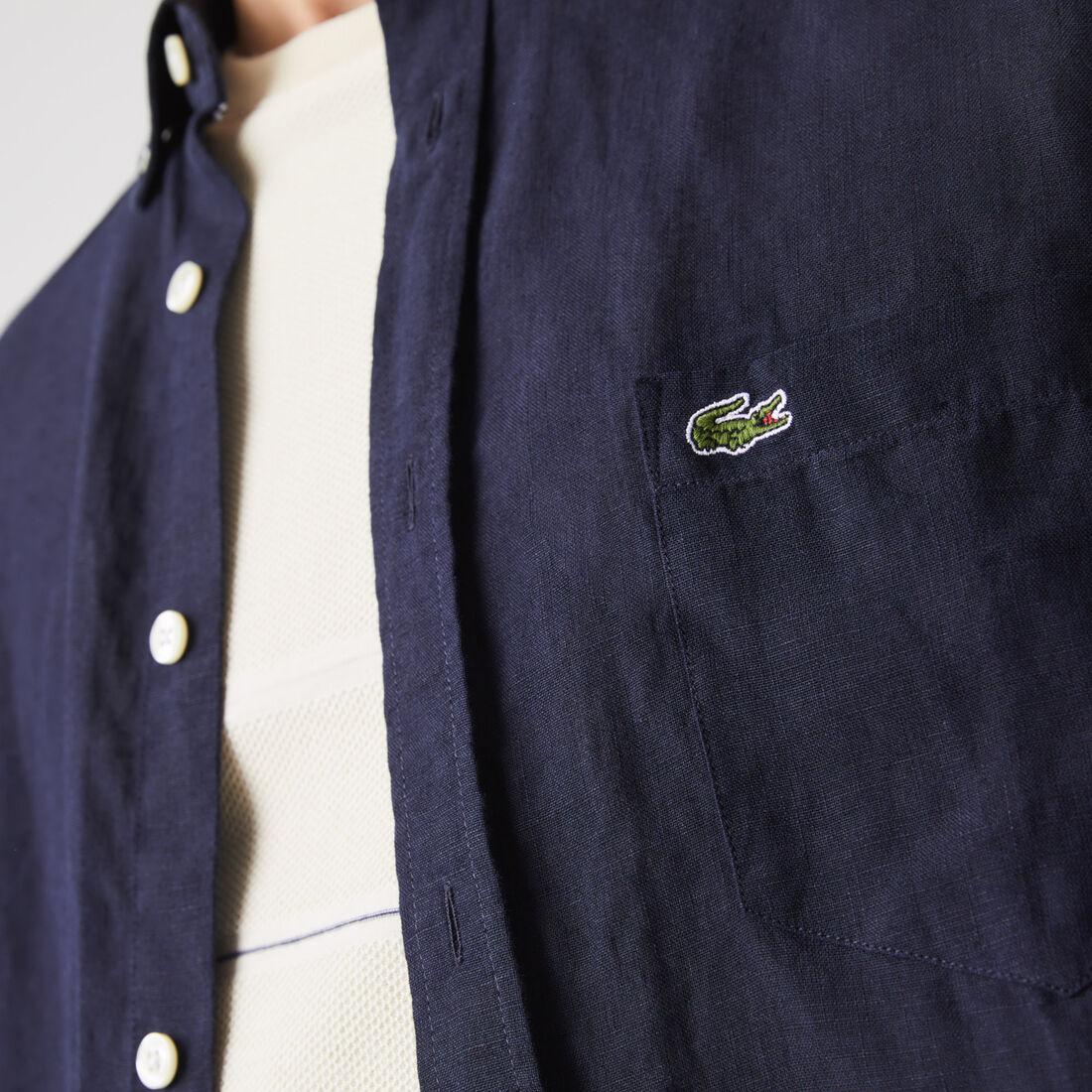 قميص كتان بقصة عادية للرجال قميص كتان بقصة عادية للرجال