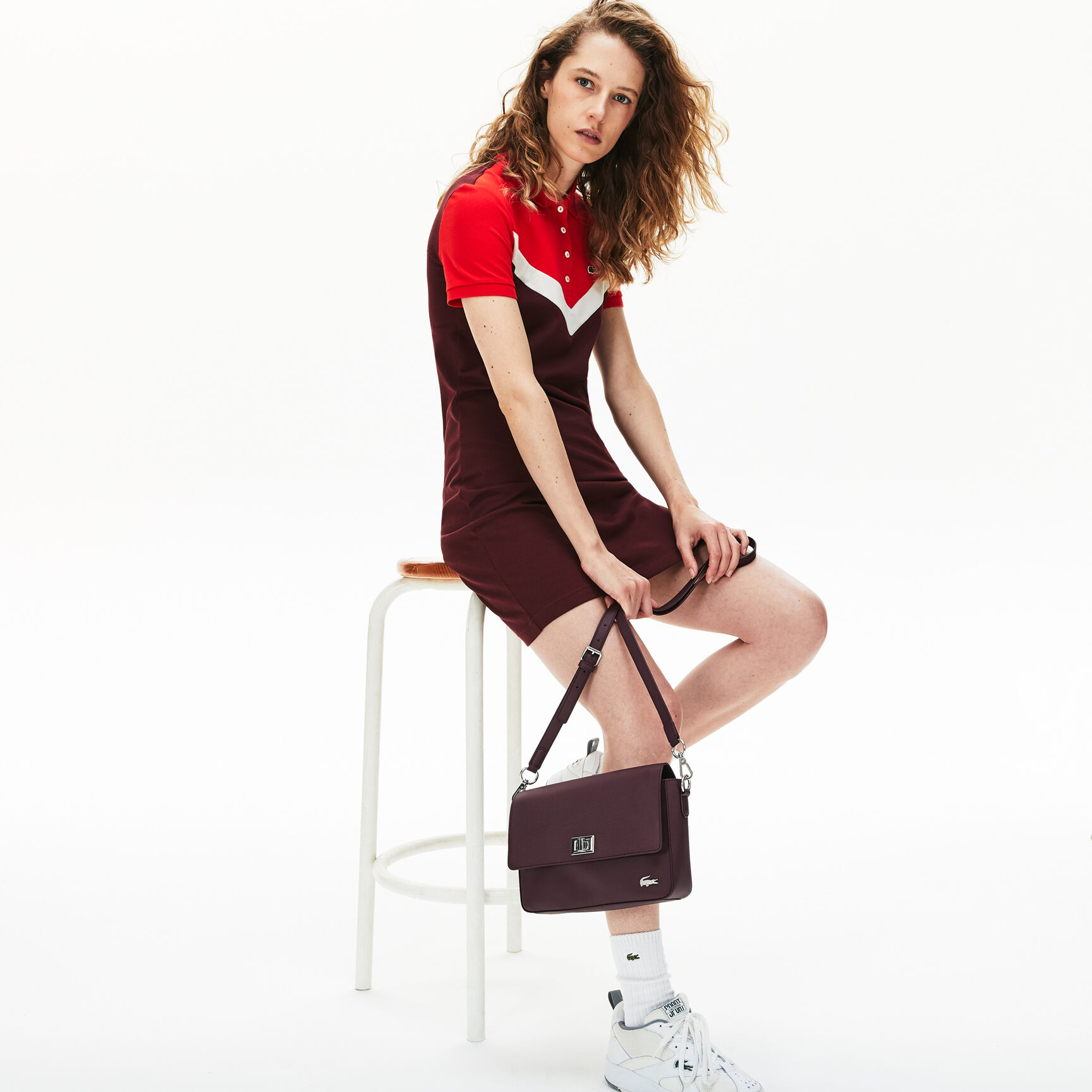 حقيبة كتف بمشبك محيكة من كنفا بيكيه بتصميم كلاسيكي عملي للسيدات من مجموعة Daily Classic