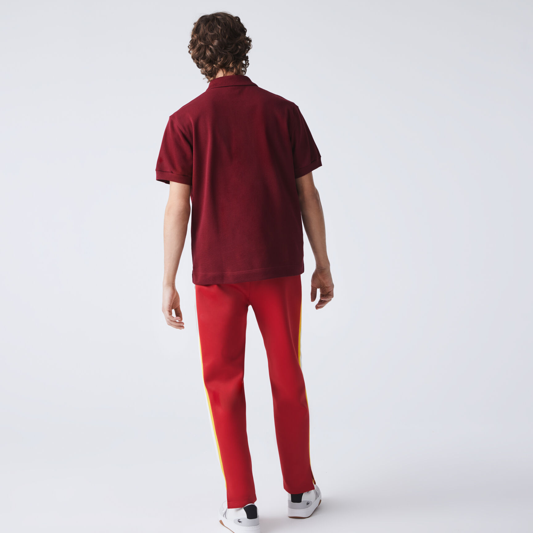 تيشيرت بولو لاكوست بيكيه قطن عضوي بقصة كلاسيكية للرجال مجموعة L.12.12 تيشيرت بولو لاكوست بيكيه قطن عضوي بقصة كلاسيكية للرجال مجموعة L.12.12